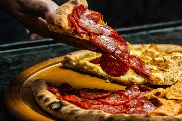 avoid pizza with braces